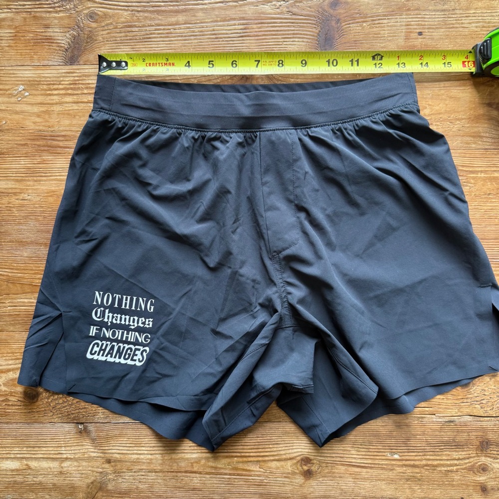 Ten Thousand Distance Shor Collab t 5 Inch Black Graphic Running Training S EUC - Picture 9 of 12